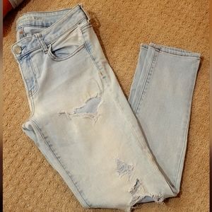America Eagle distressed jeans